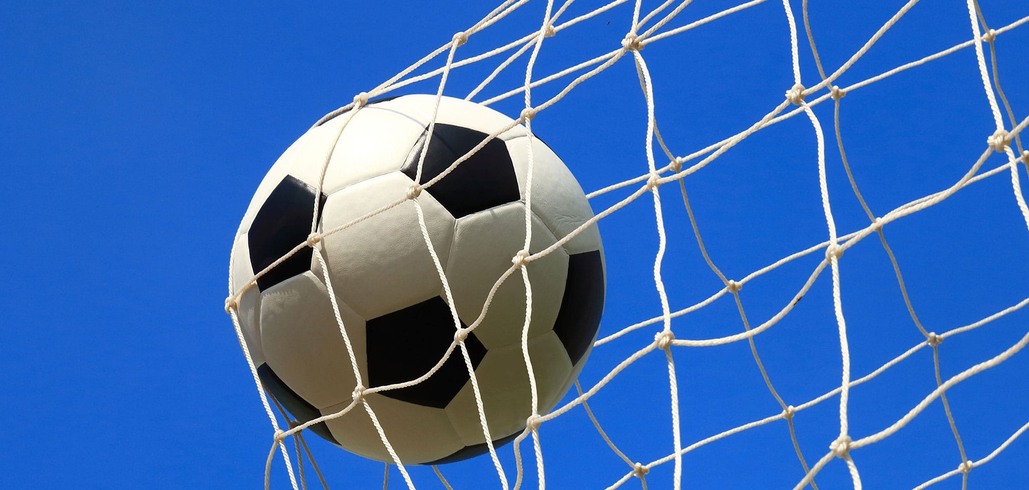 كرة القدم: منع 16 ناديا من الاستقدامات في الميركاتو