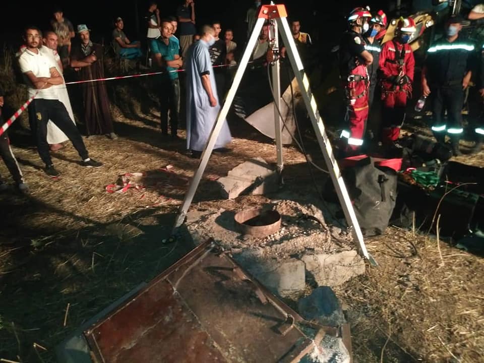 انقاذ امرأة سقطت في بئر بسطيف