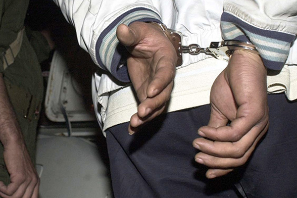 غليزان:توقيف 4 أشخاص يروجون السموم