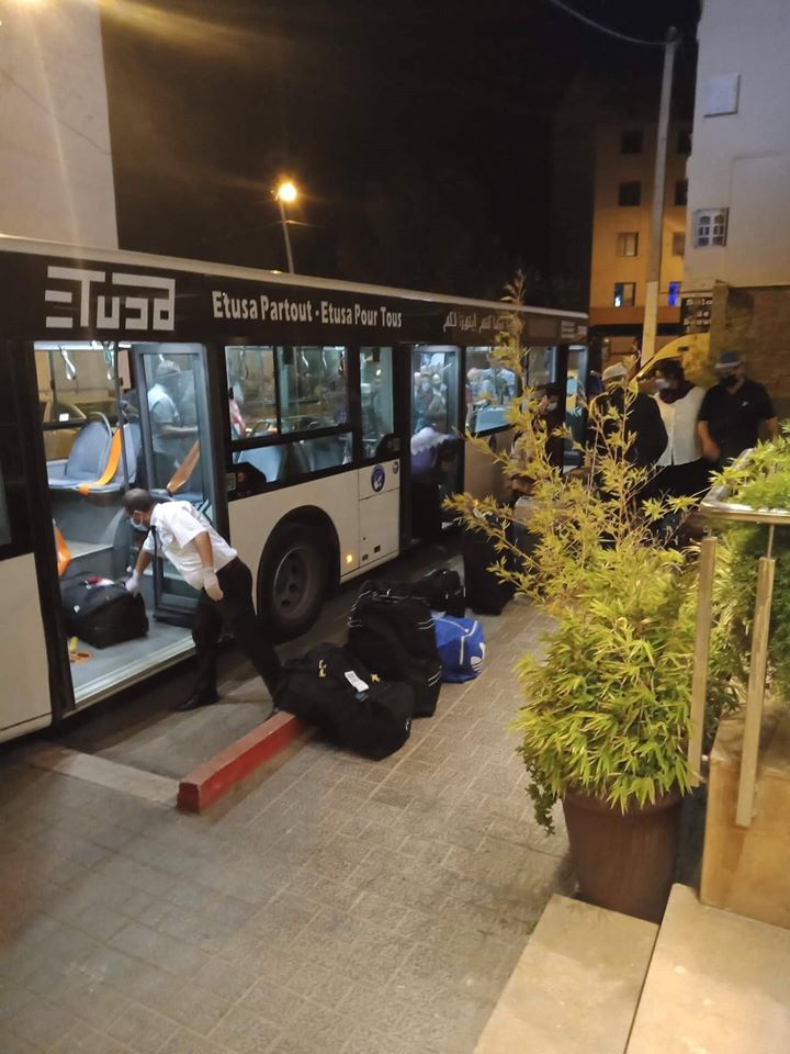 العاصمة: استقبال جزائريين كانوا عالقين بباريس