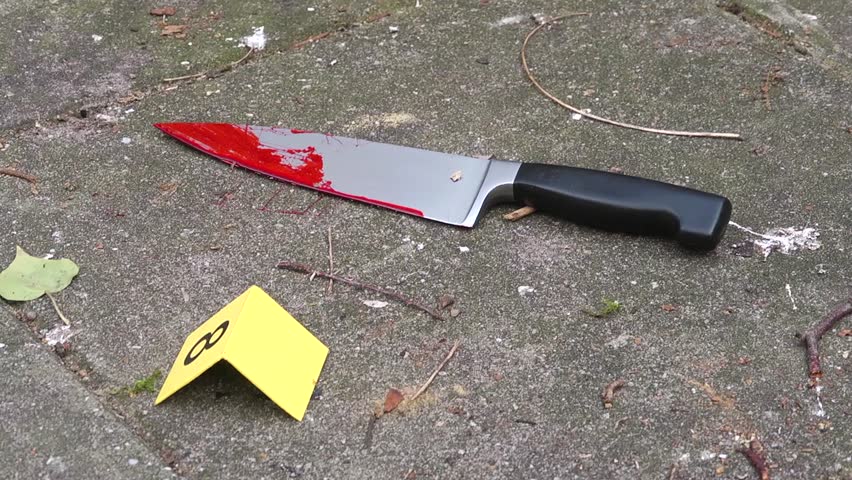 غليزان: مختل يقتل أمه بعدة طعنات