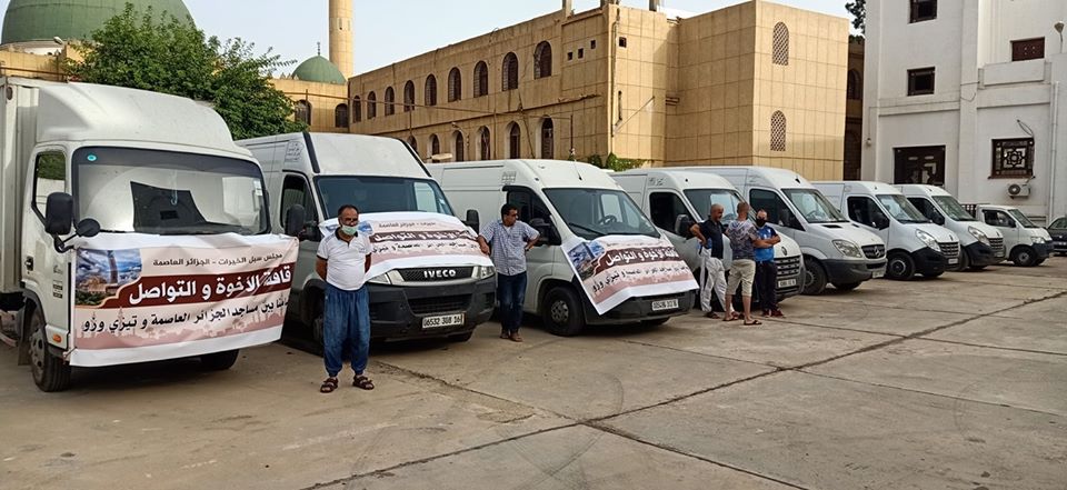 قافلة تضامنية إلى مساجد وزوايا تيزي وزي