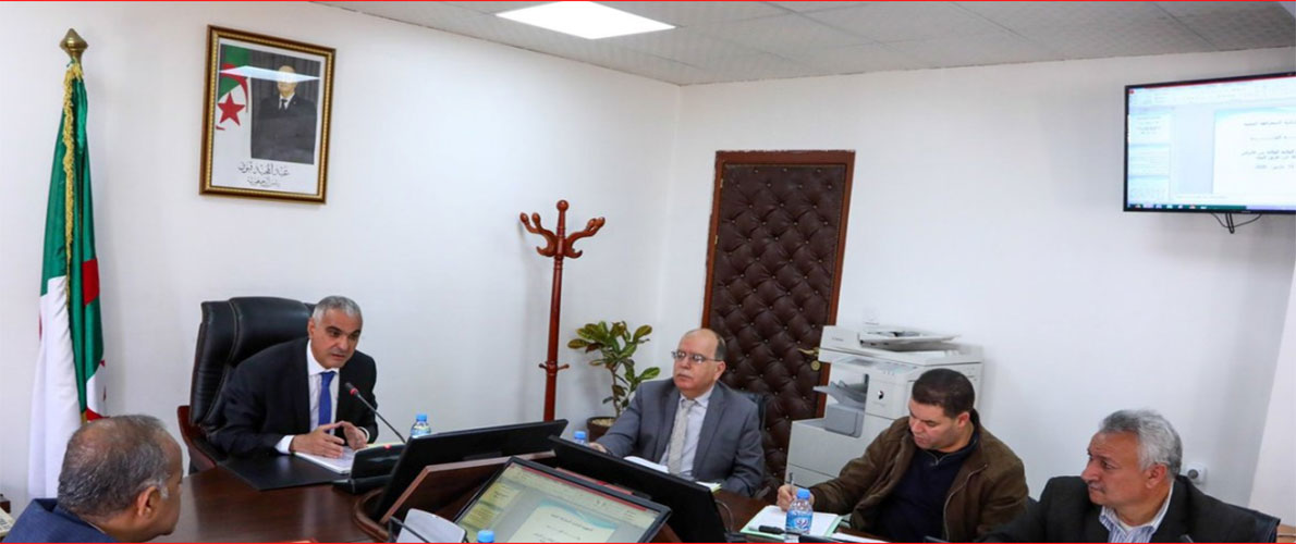  والي البليدة يحذر التجار بسحب سجلاتهم و متابعتهم قضائيا