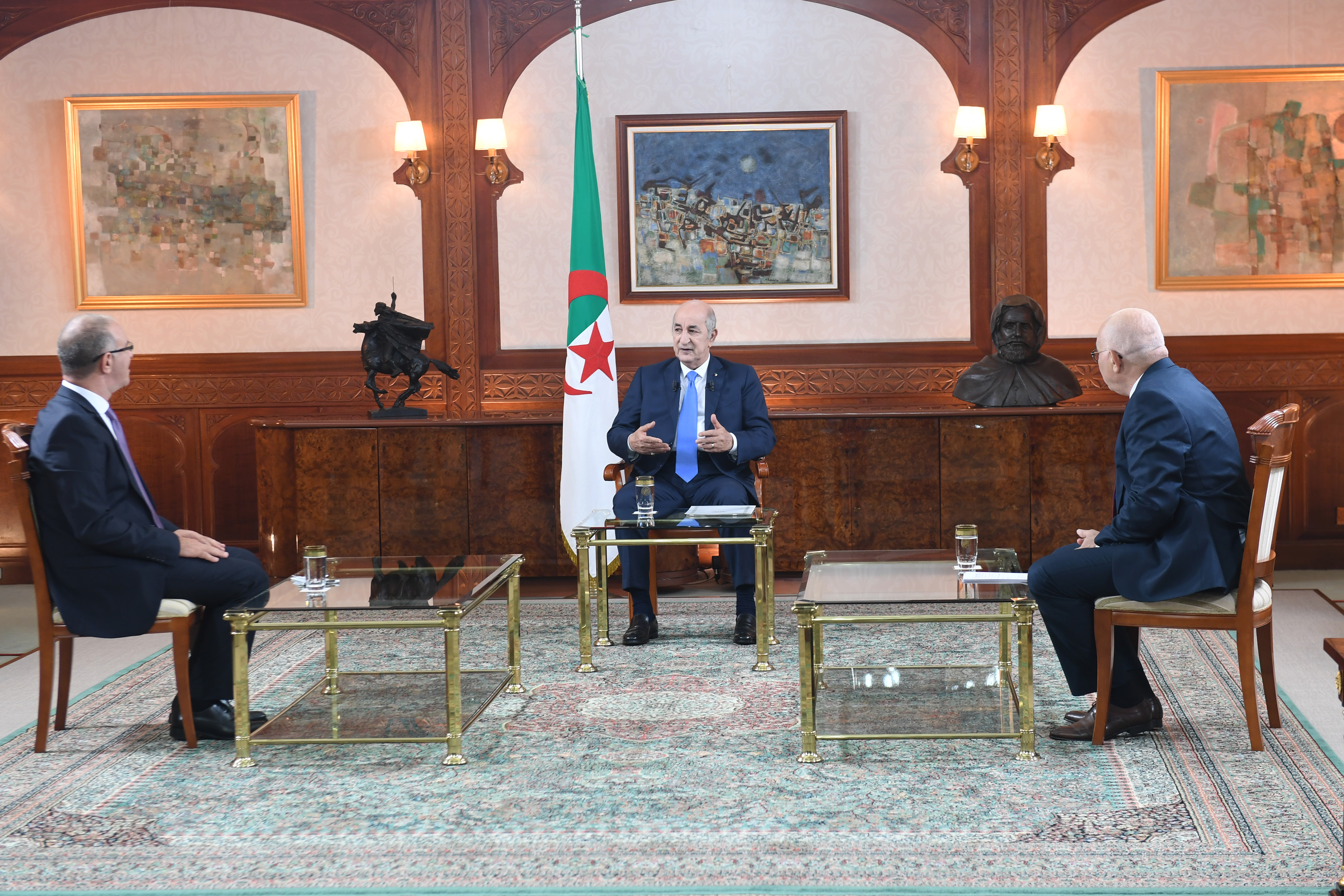 كل ما قاله رئيس الجمهورية في لقاء مع وسائل الإعلام