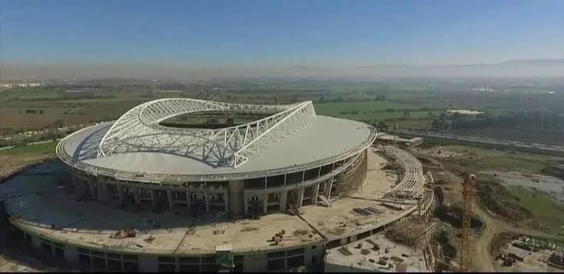 رياضة : الصين تتعهد على تسليم المشاريع في الاجال المحددة