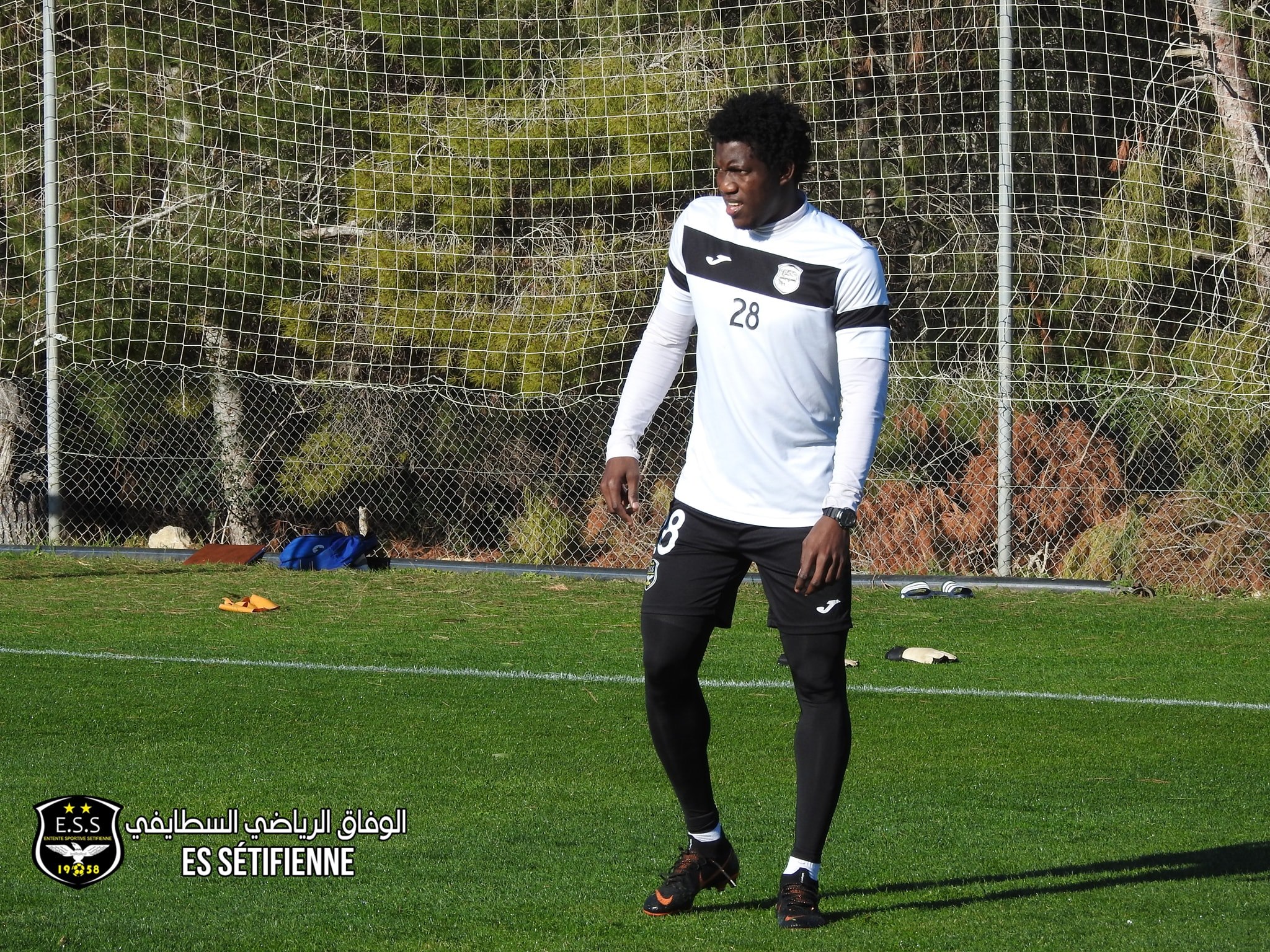 المالي توري يلتحق بالجزائر