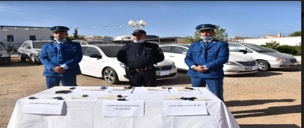 سعيدة : الإطاحة بشبكة تزوير و تهريب السيارات