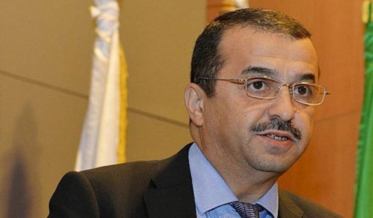 عرقاب: وضع أطر قانونية تسمح للشباب بالإستغلال الحرفي للذهب