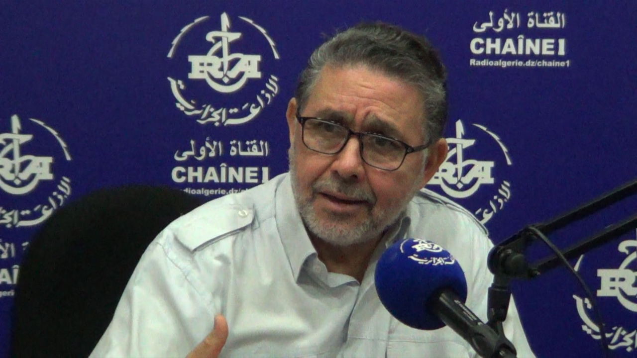 خبابة: نقترح دسترة العرائض وتأسيس الأحزاب بالإخطار