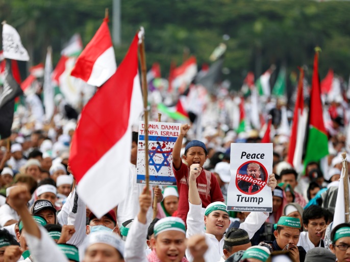 أمريكا تغري إندونيسيا بمليارات الدولارات مقابل التطبيع