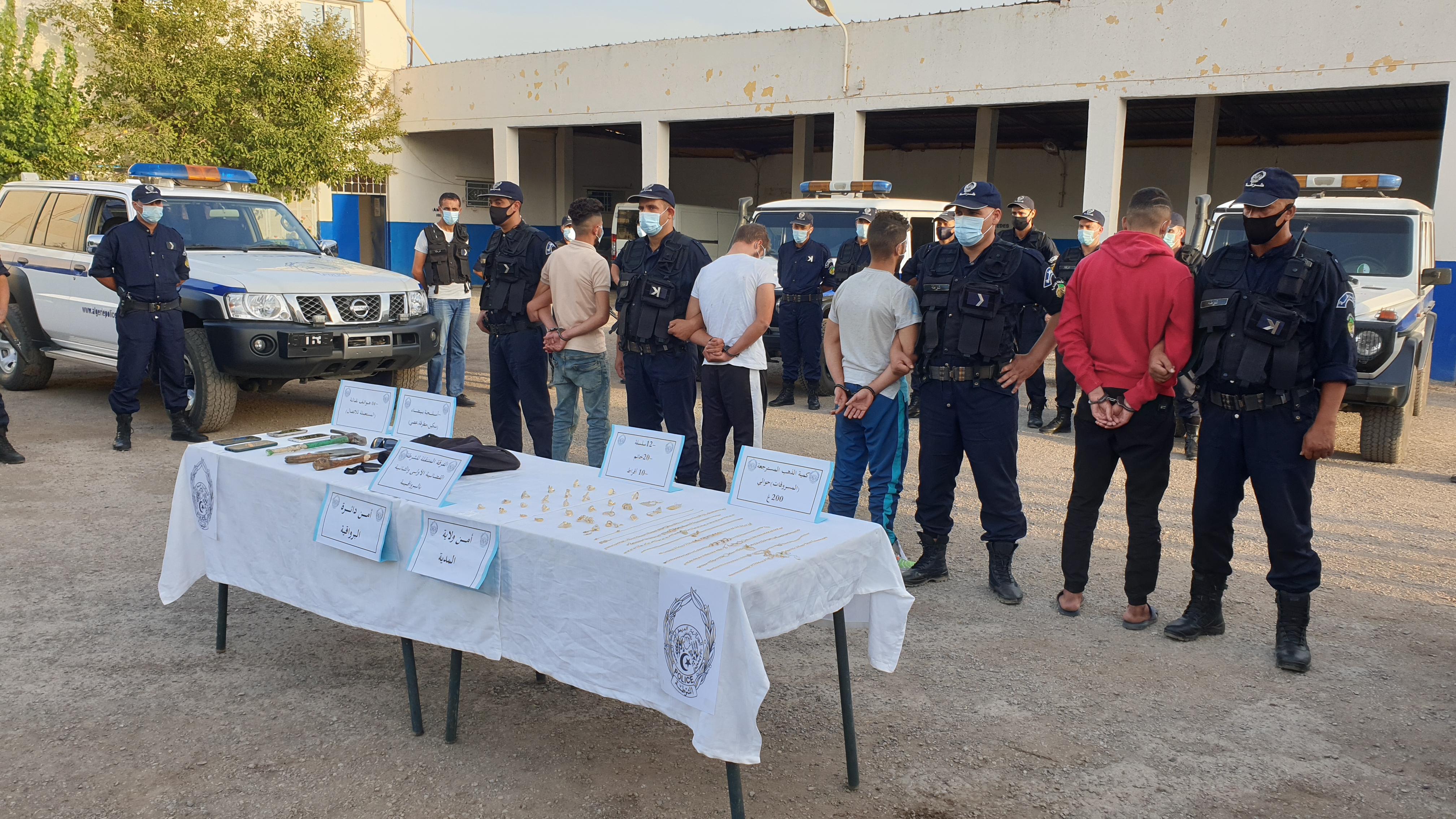 المدية: شرطة البرواقية تطيح بالمعتدين على مجوهراتي