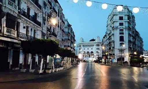 تمديد صلاحية الرخص الاستثنائية للتنقل في العاصمة 