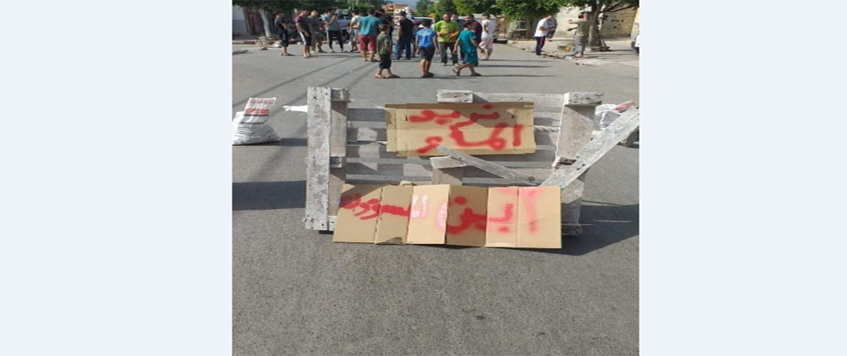 سكان بالبليدة يحتجون ضد انقطاع الكهرباء و انتشار الاوساخ