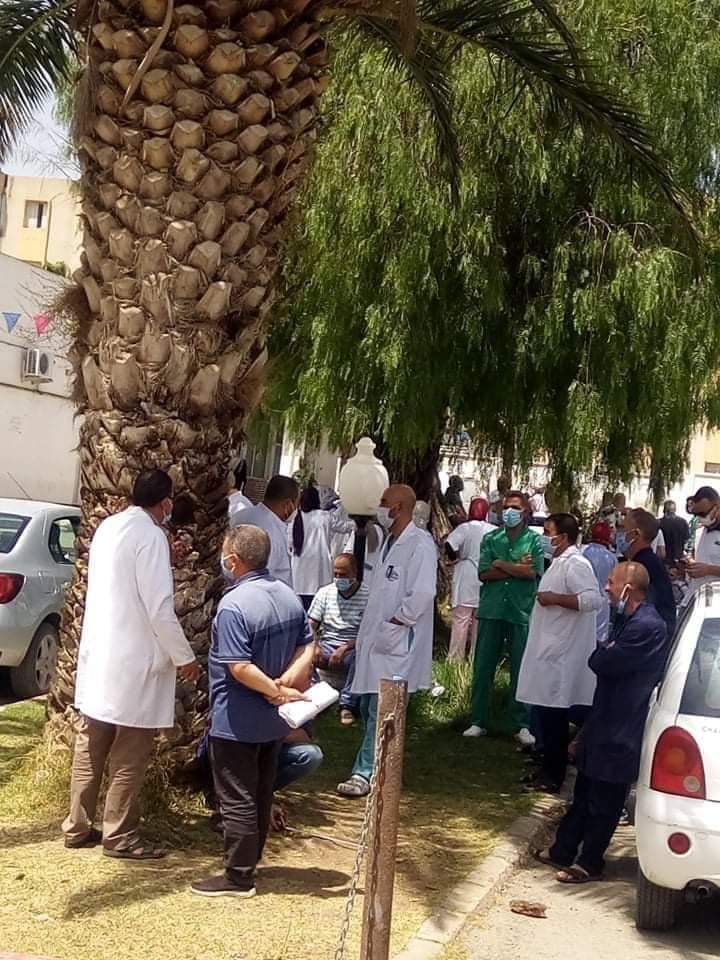 ميلة: أطباء وعمال بمستشفى فرجيوة في وقفة احتجاجية