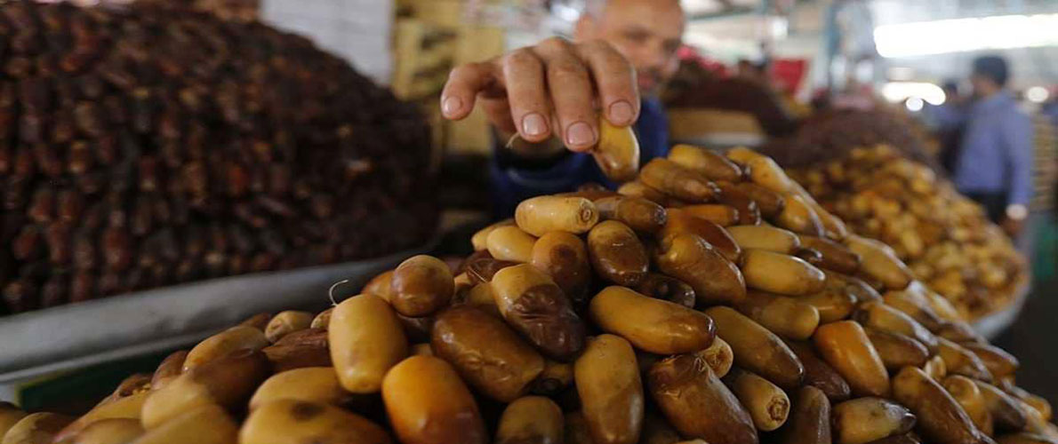 وزارة التجارة تنفي تعليق تصدير التمور