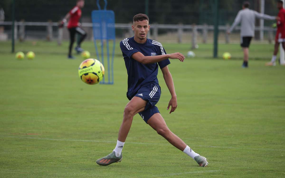 زرقان: أشكر الجزائريين على حفاوة استقبالهم 