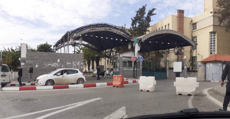 غلق مستشفى مصطفى باشا بسبب الضغط