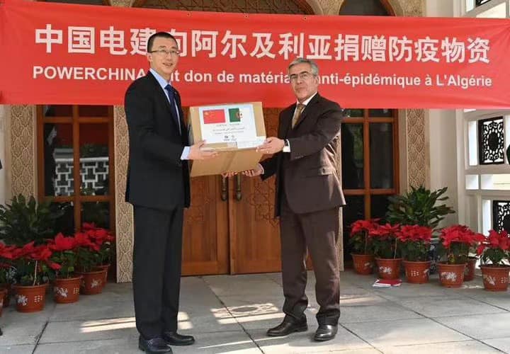 الصين تهب الجزائر مستلزمات طبية جديدة
