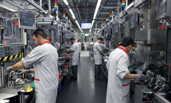 تراجع الإنتاج الصناعي بـ 6.7 %