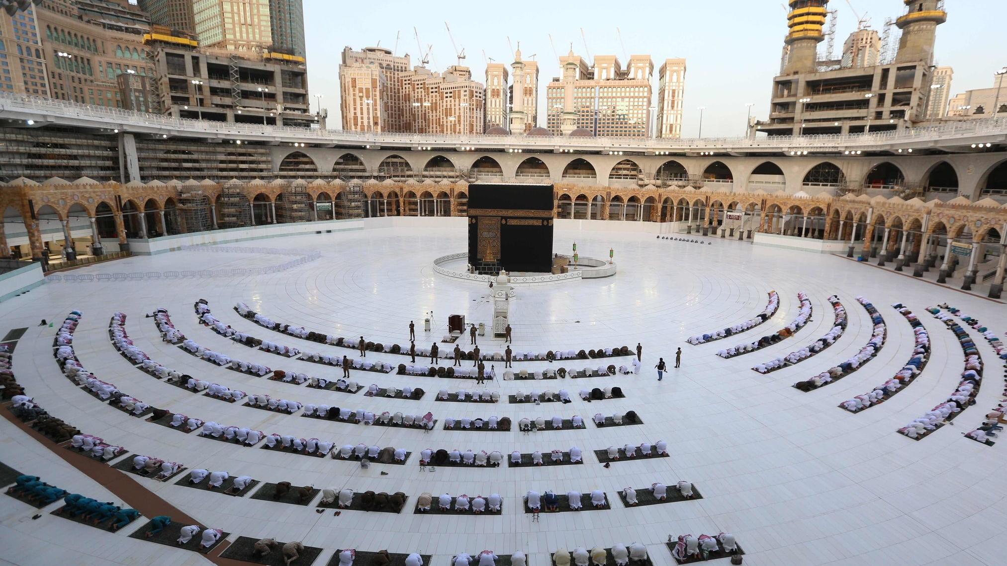 تكاليف العمرة مرشحة للارتفاع 