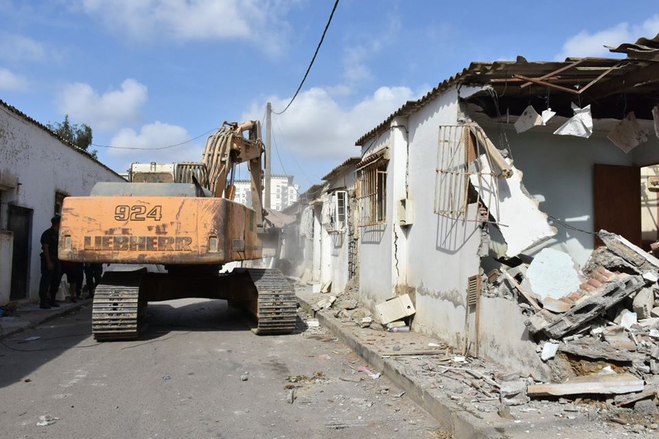 الشروع في هدم البنايات الفوضوية بالعاصمة