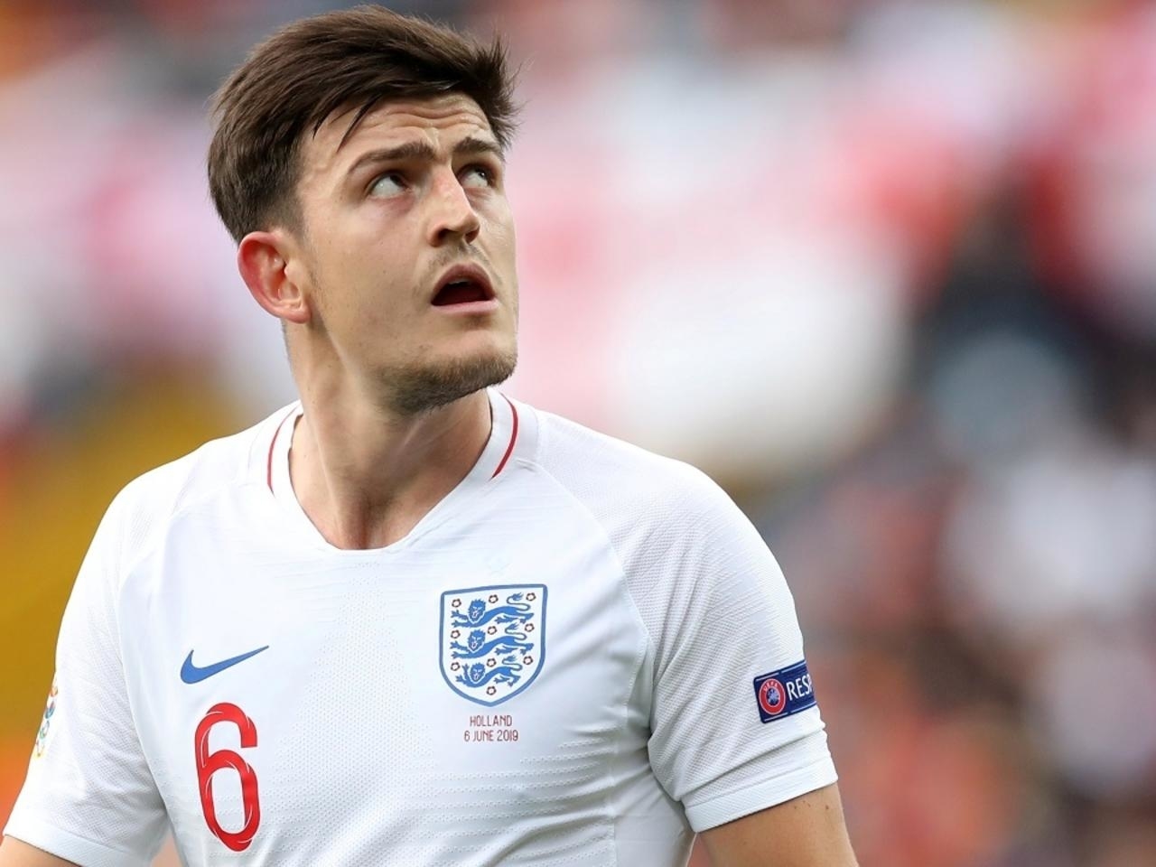 القضاء اليوناني يفرج عن قائد مانشستر يونايتد