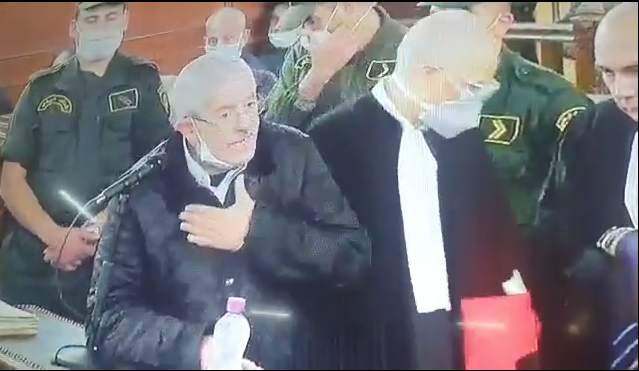 أويحيى يقضي أول ليلة في سجن العبادلة