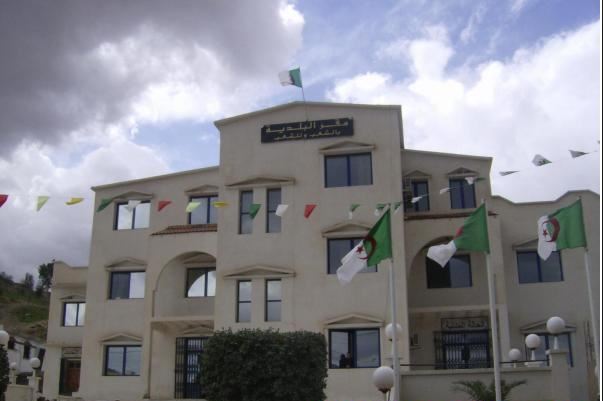 المدية: توقيف 