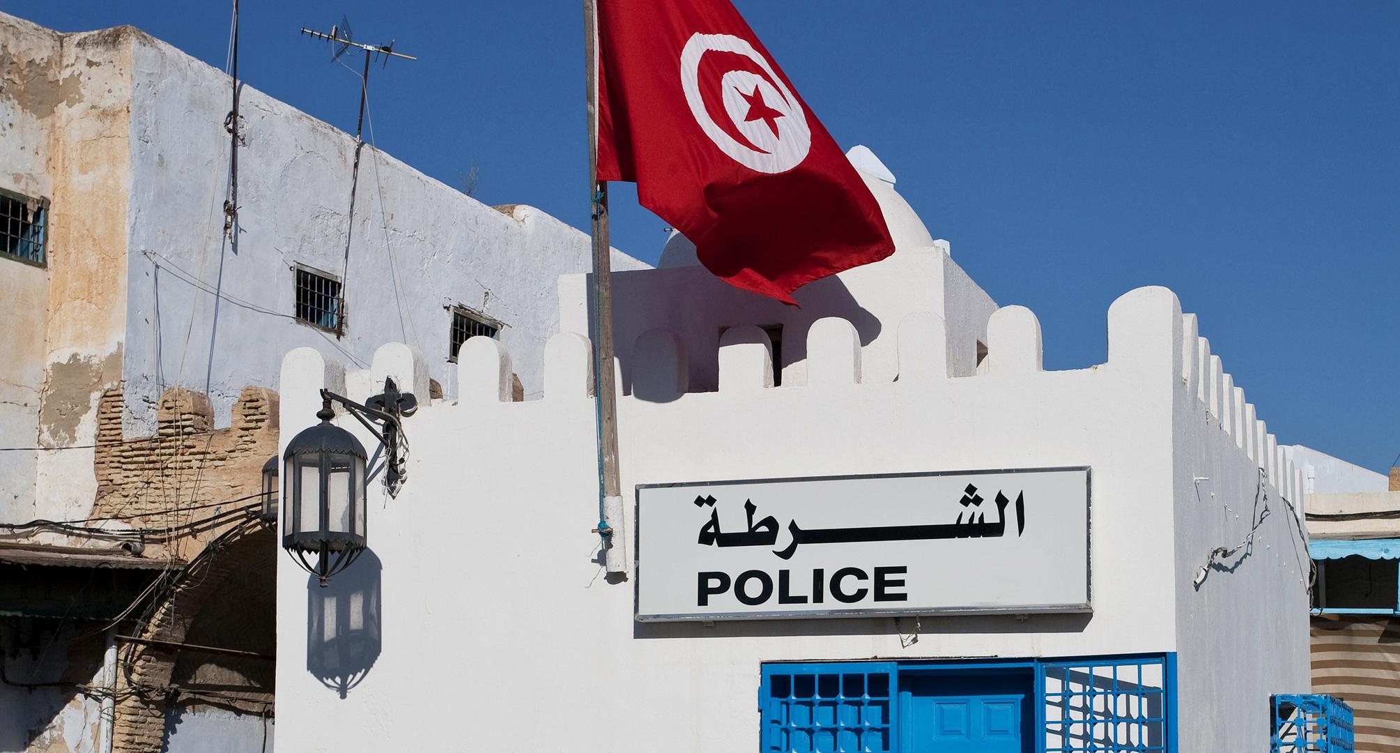 تونس: توقيف ثلاثة أشخاص للاشتباه في انتمائهم للإرهاب