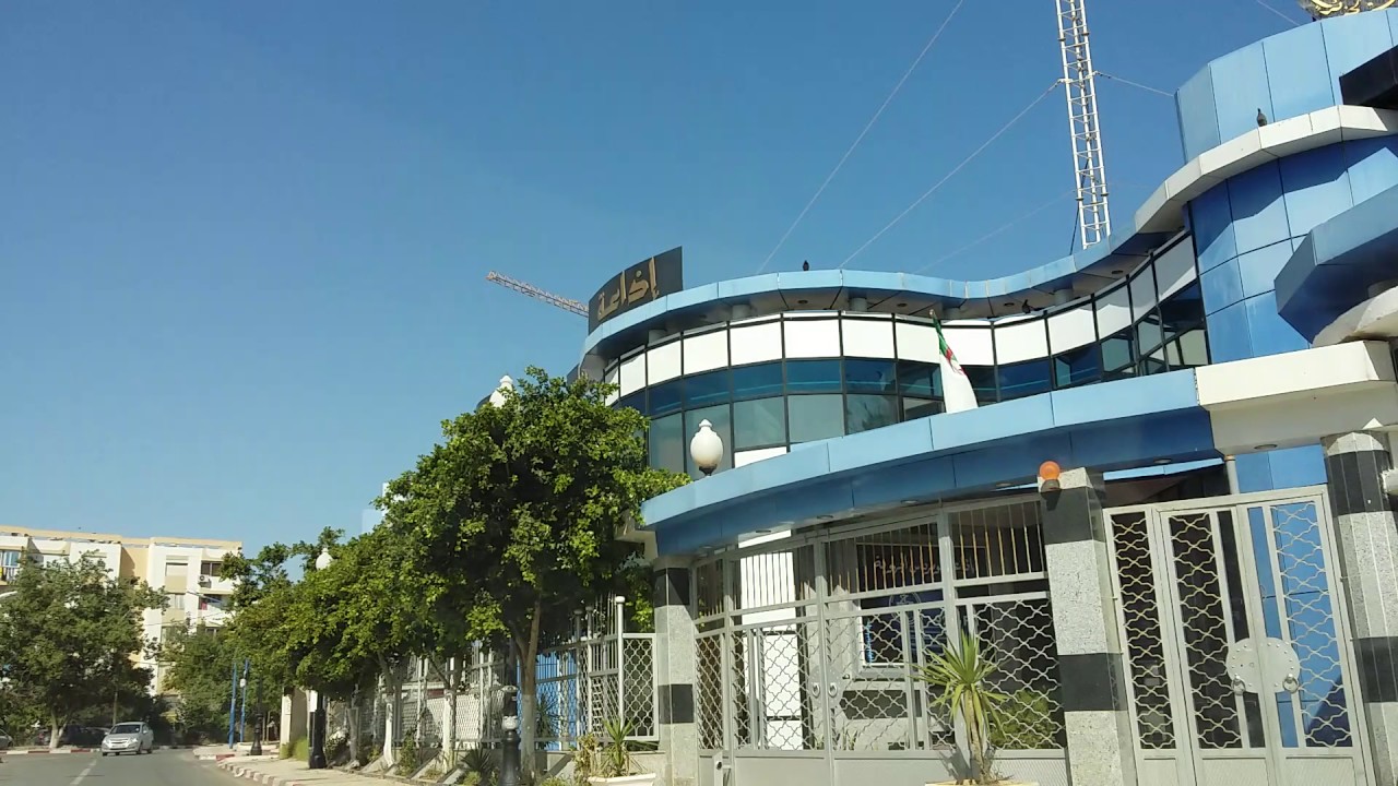 إخضاع جميع عمال إذاعة