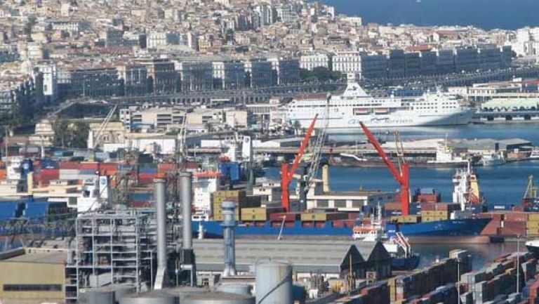 وزير النقل يتفقد ميناء الجزائر غدا