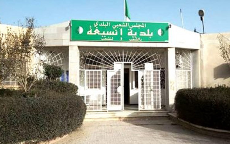 خنشلة: فتح تحقيق في اختلاس أموال عمومية