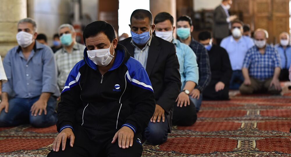 الوزير بلمهدي بتحدث عن سبب منع صلاة الجمعة