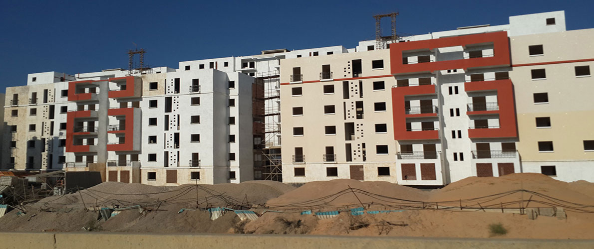 مستفيدون من مشروع 1031 مسكن بالبليدة يحتجون