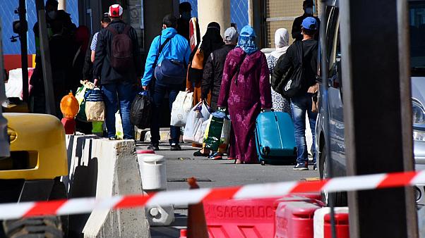 المغرب تسجل 5 إصابات بكورونا لعائدين من الجزائر