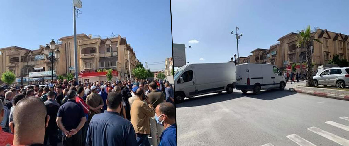 تجار شارع دبي بالعلمة يغلقون مداخل المدينة 