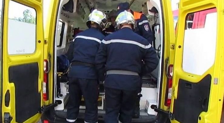 البويرة: العثورعلى جثة فتاة وشخص فاقد للوعي داخل سيارة