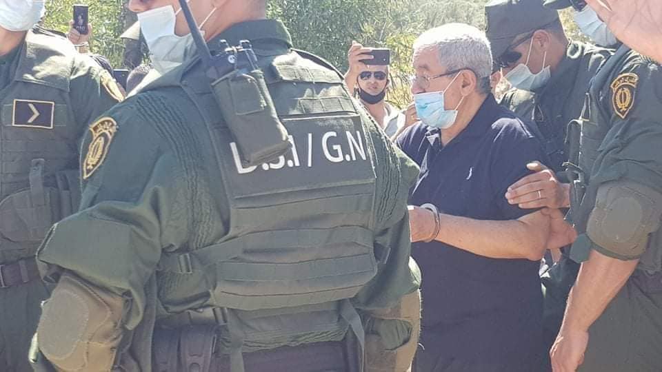 تشييع جثمان المحامي العيفة أويحيى بحضور شقيقه