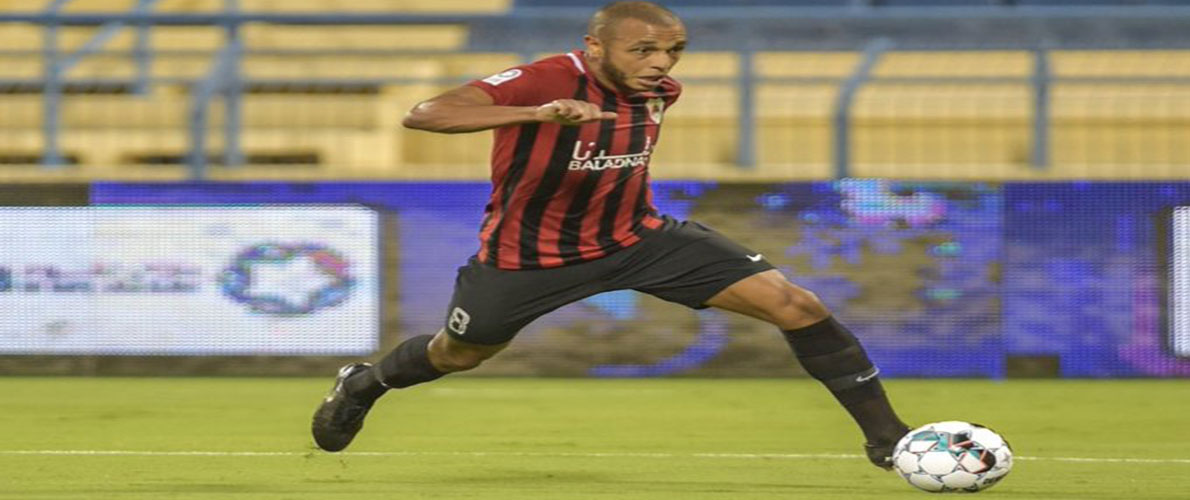 إصابة ياسين براهيمي بفيروس كورونا