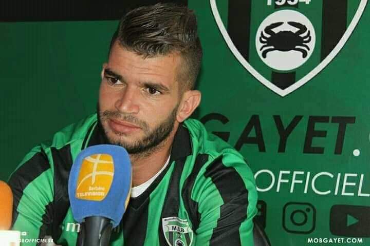 لعرابة يوقع لموسمين مع أولمبي المدية