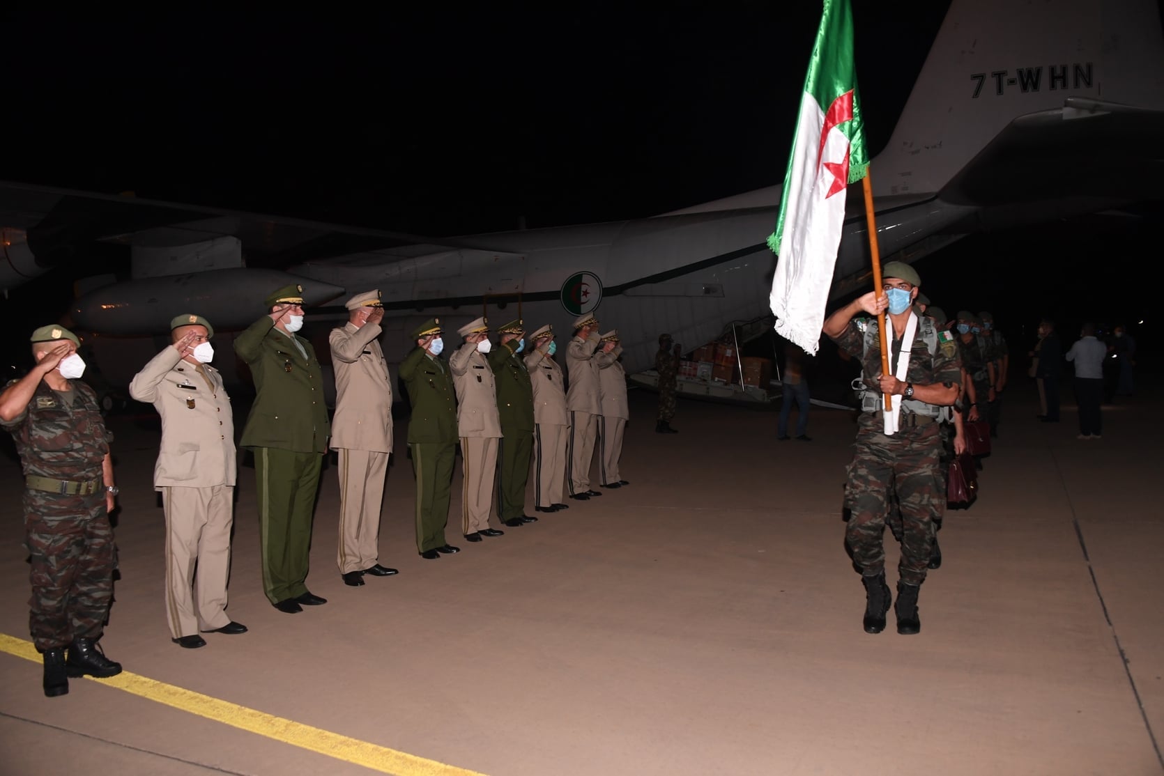 الرئيس تبون يهنئ المنتخب الوطني العسكري