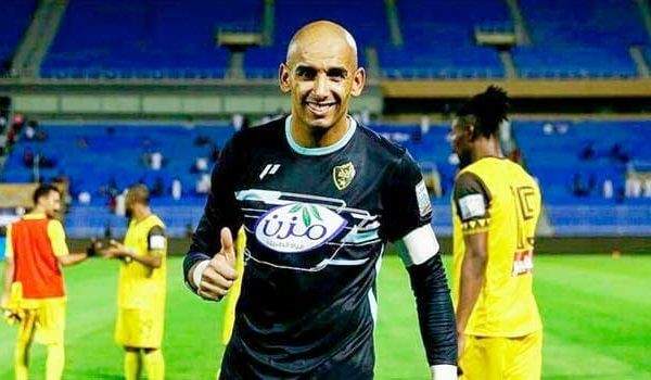 الحارس دوخة يمدد عقده مع الرائد السعودي