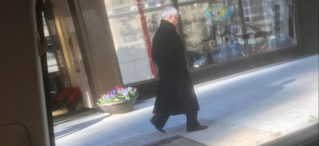 آخر صورة له بواشنطن.. هل سيمثل خليل أمام العدالة الجزائرية؟