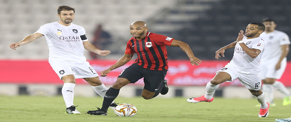 ياسين براهيمي يقرر خفض راتبه 