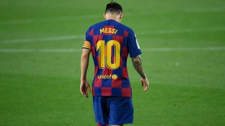 ميسي يتحدث عن سبب بقائه