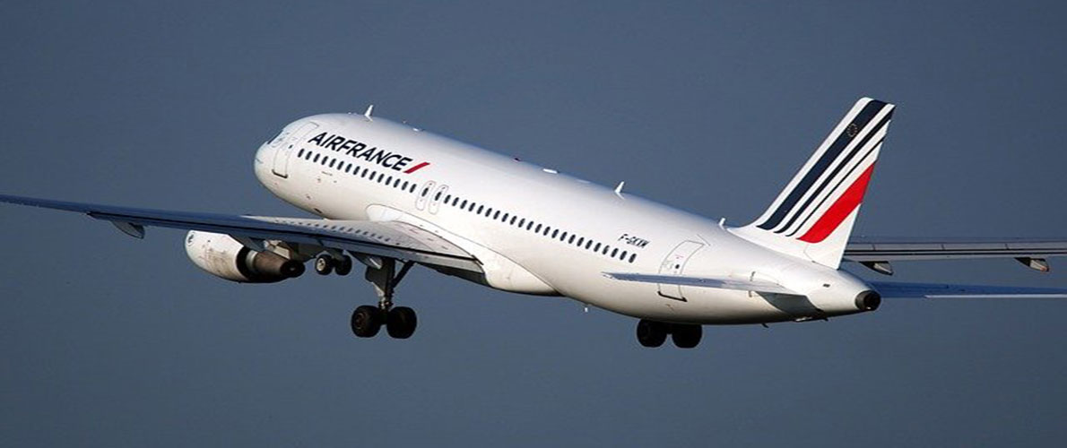الخطوط الجوية الفرنسية تفتح حجوزات الطيران إلى الجزائر