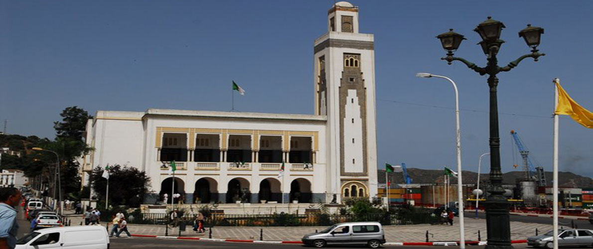 التماس السجن لرئيسي بلدية سكيكدة السابقين