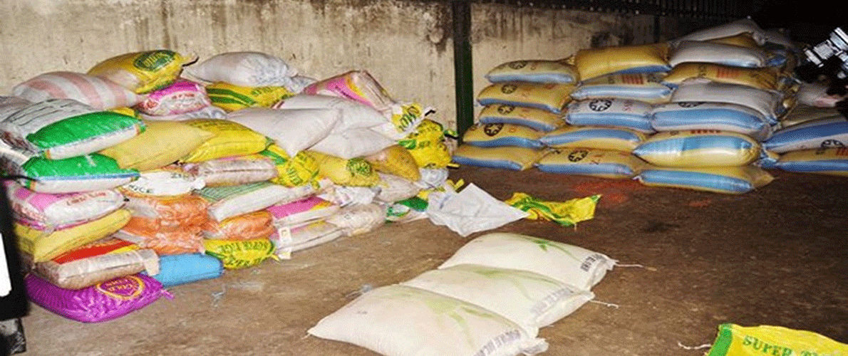 حجز 200 طن من المواد الغذائية ببئر مراد رايس 