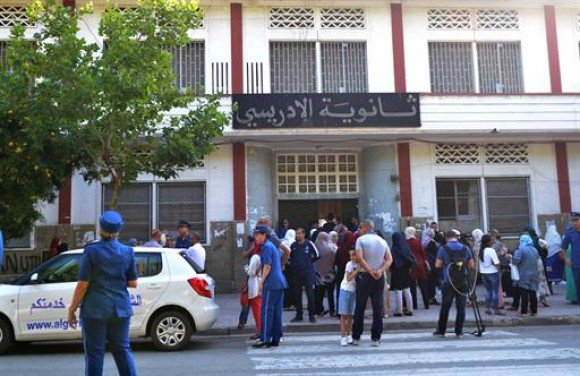 أكثر من 4 ملايين تلميذ يلتحقون غدا بالمتوسطات والثانويات