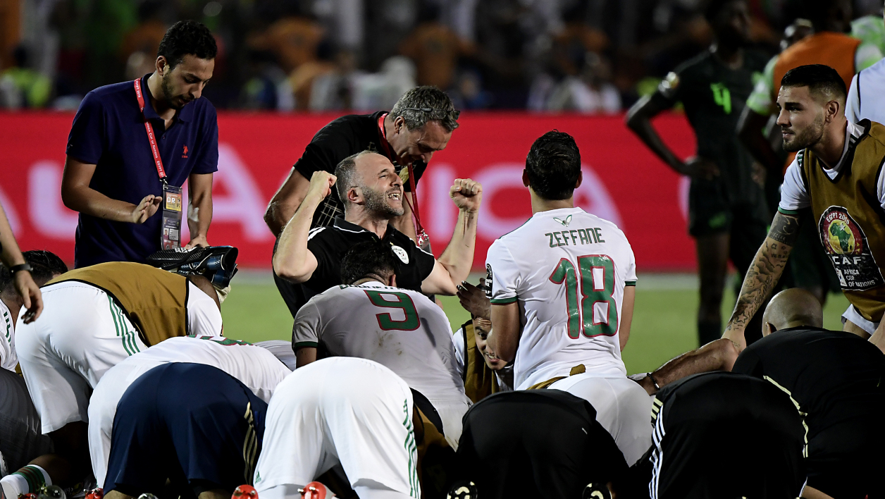 زطشي يتحدث عن مستقبل بلماضي مع الخضر